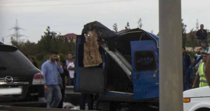 Bakı-Sumqayıt yolundakı qəzada ölənlərin sayı 3-ə çatdı - FOTO/VİDEO - YENİLƏNİB